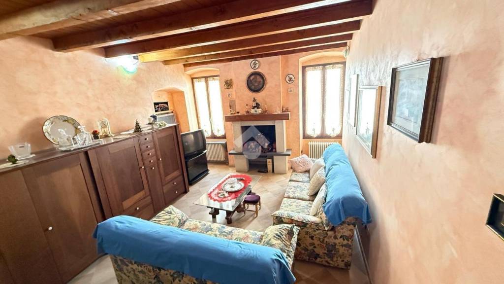 appartamento in vendita a Desenzano del Garda in zona Rivoltella