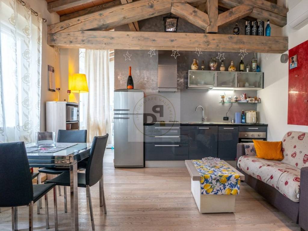 appartamento in vendita a Desenzano del Garda