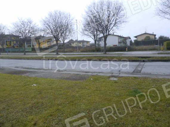 terreno edificabile in vendita a Desenzano del Garda
