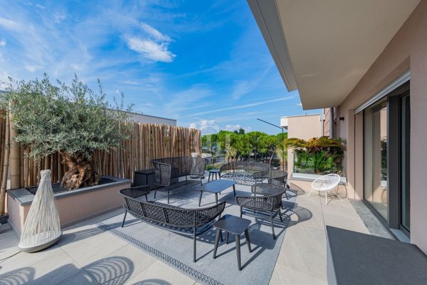 appartamento in vendita a Desenzano del Garda