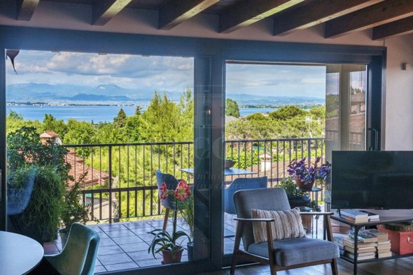 appartamento in vendita a Desenzano del Garda