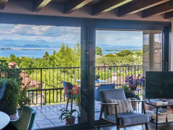 appartamento in vendita a Desenzano del Garda