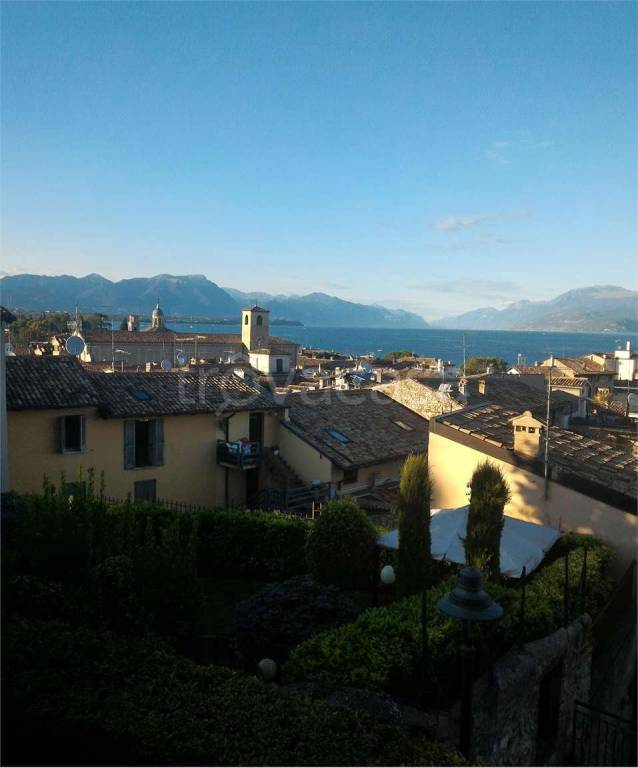 appartamento in vendita a Desenzano del Garda