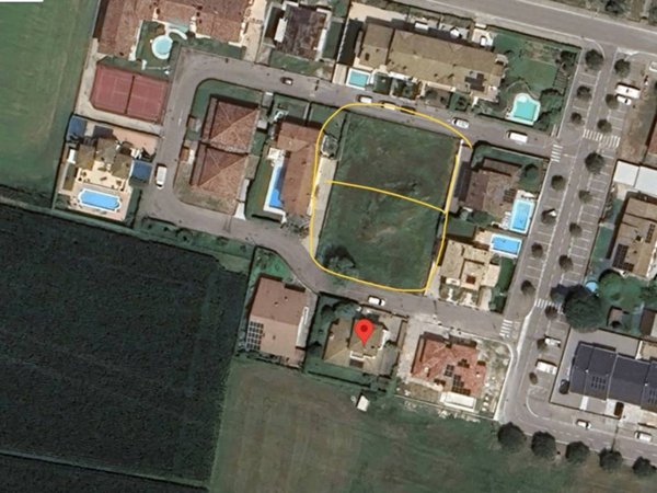 terreno edificabile in vendita a Desenzano del Garda in zona Vaccarolo