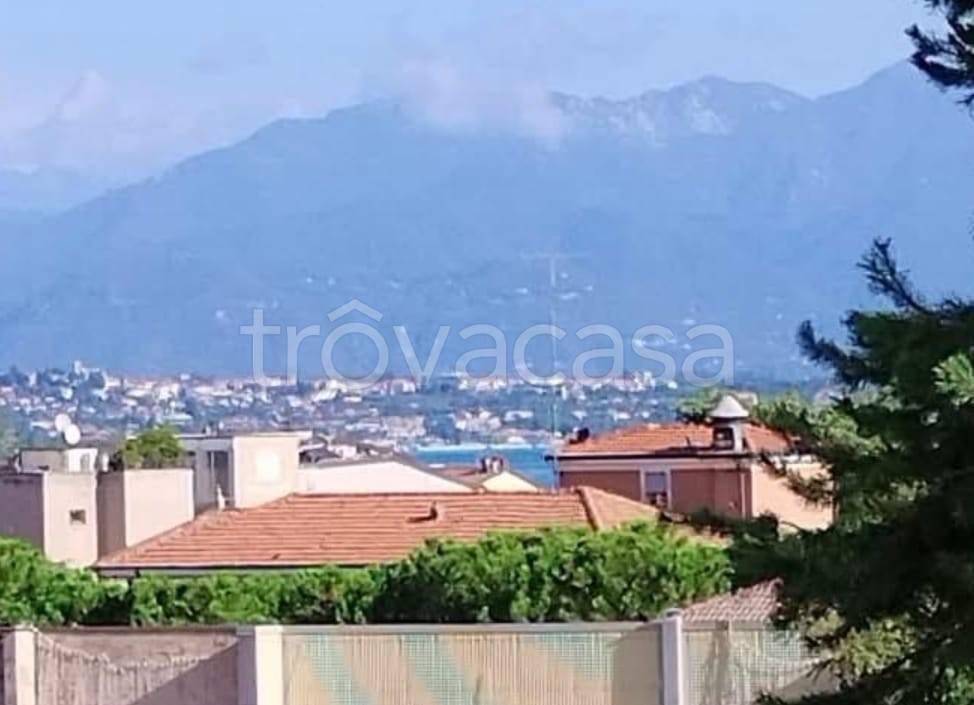 appartamento in vendita a Desenzano del Garda