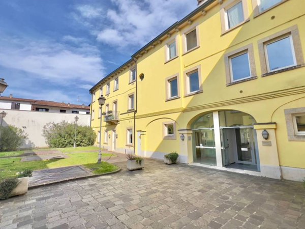 appartamento in vendita a Desenzano del Garda
