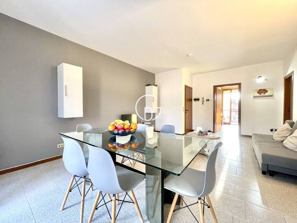 appartamento in vendita a Desenzano del Garda