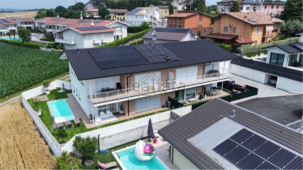 appartamento in vendita a Desenzano del Garda