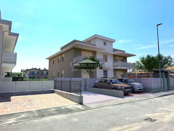appartamento a Desenzano del Garda in zona San Martino della Battaglia