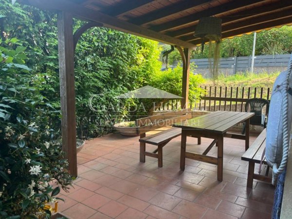 appartamento in vendita a Desenzano del Garda in zona Rivoltella