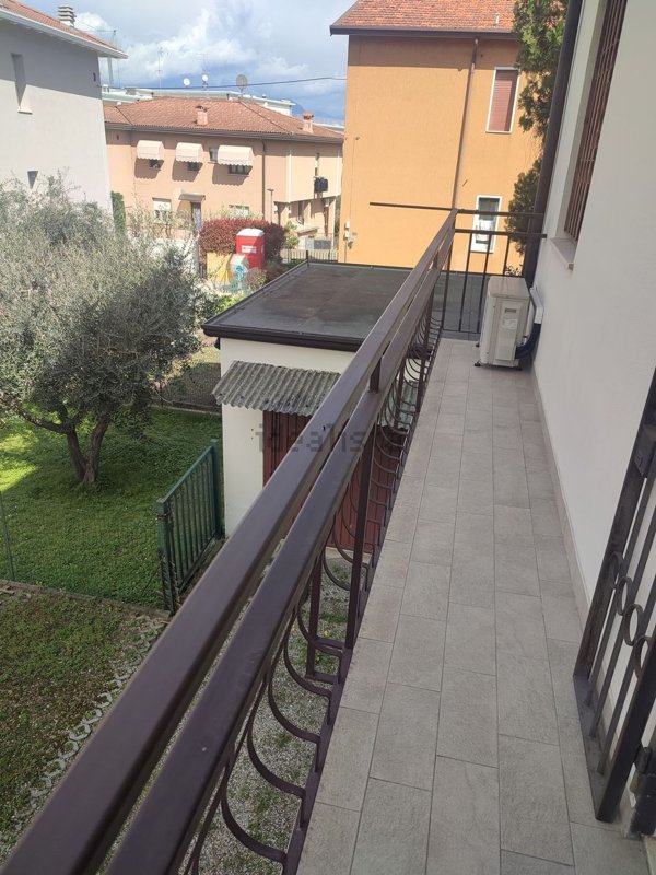 appartamento in vendita a Desenzano del Garda
