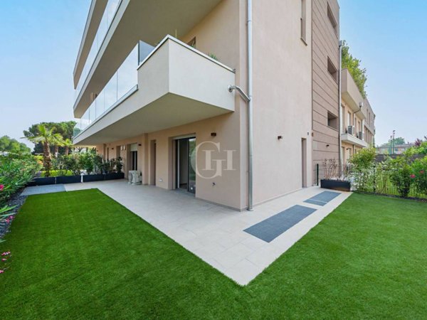 appartamento in vendita a Desenzano del Garda