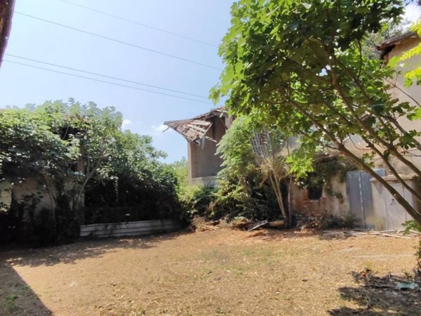 casa indipendente in vendita a Desenzano del Garda in zona Rivoltella