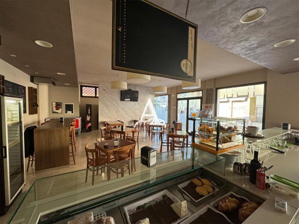 negozio in vendita a Desenzano del Garda