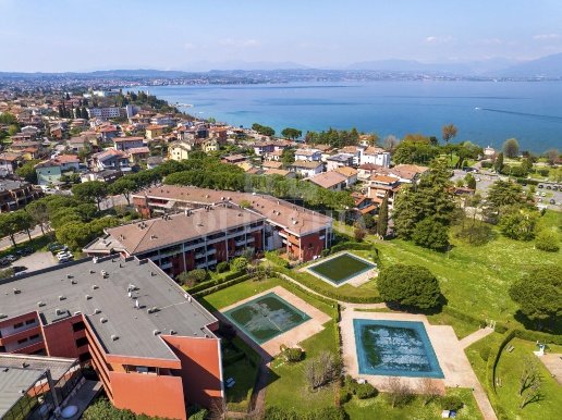 appartamento in vendita a Desenzano del Garda