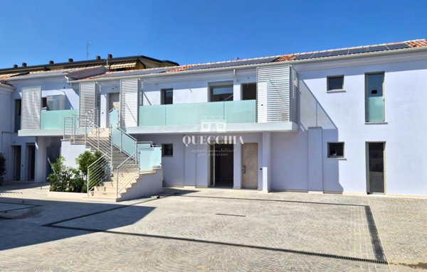 appartamento in vendita a Desenzano del Garda