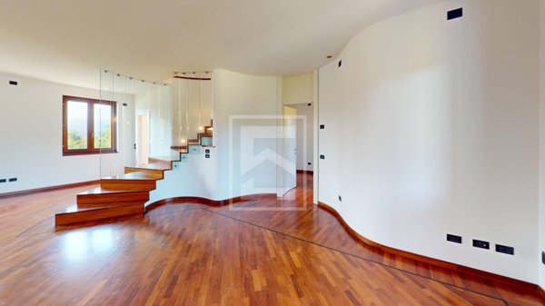 appartamento in vendita a Desenzano del Garda