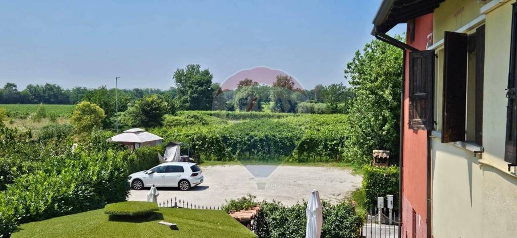 appartamento a Desenzano del Garda in zona San Martino della Battaglia