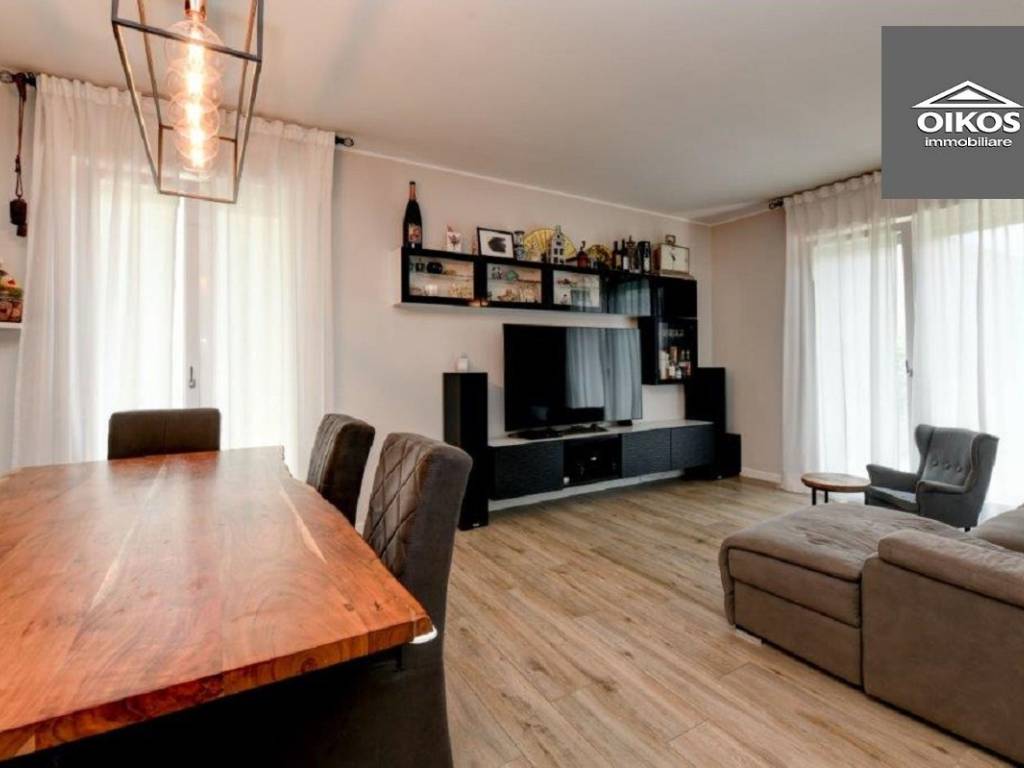 appartamento in vendita a Desenzano del Garda
