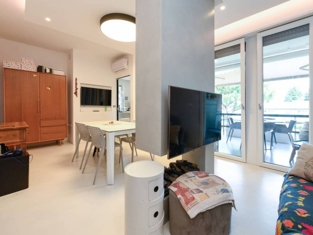 appartamento in vendita a Desenzano del Garda