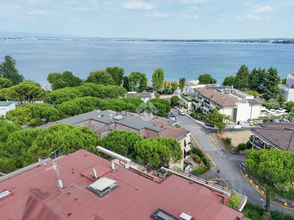 appartamento in vendita a Desenzano del Garda