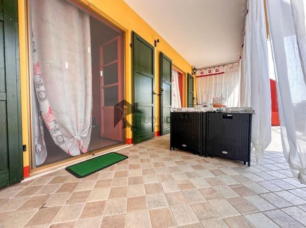 appartamento in vendita a Desenzano del Garda in zona Vaccarolo