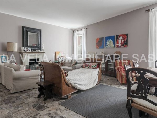 casa indipendente in vendita a Desenzano del Garda