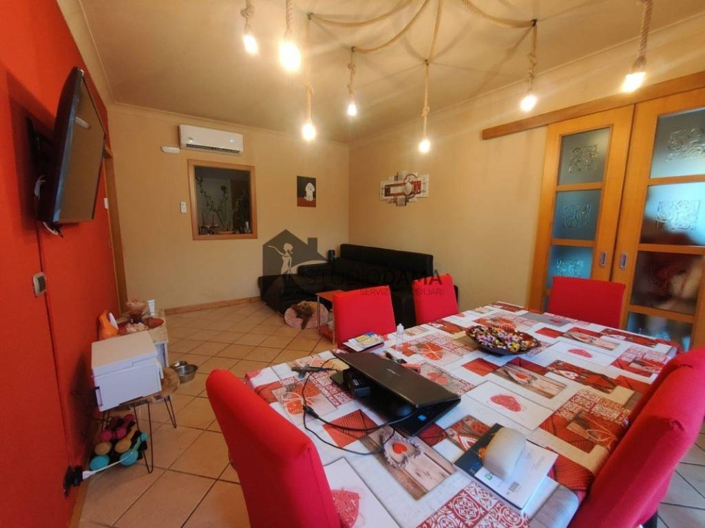 appartamento in vendita a Desenzano del Garda in zona Rivoltella