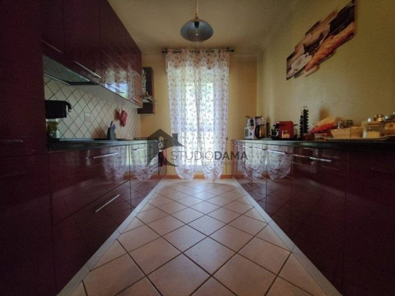 appartamento in vendita a Desenzano del Garda in zona Rivoltella