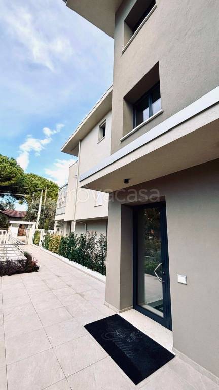 appartamento in vendita a Desenzano del Garda