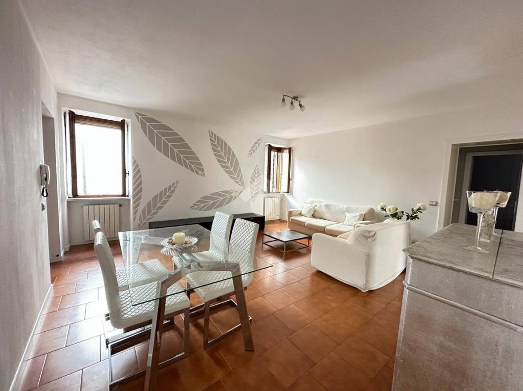 appartamento in vendita a Desenzano del Garda