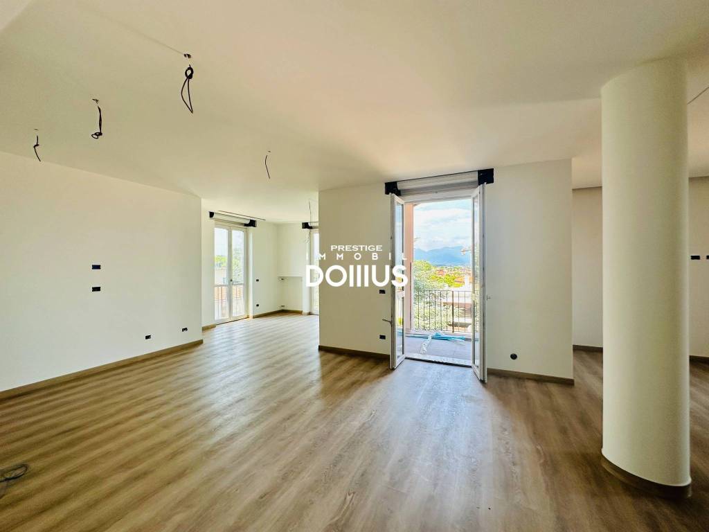 appartamento in vendita a Desenzano del Garda