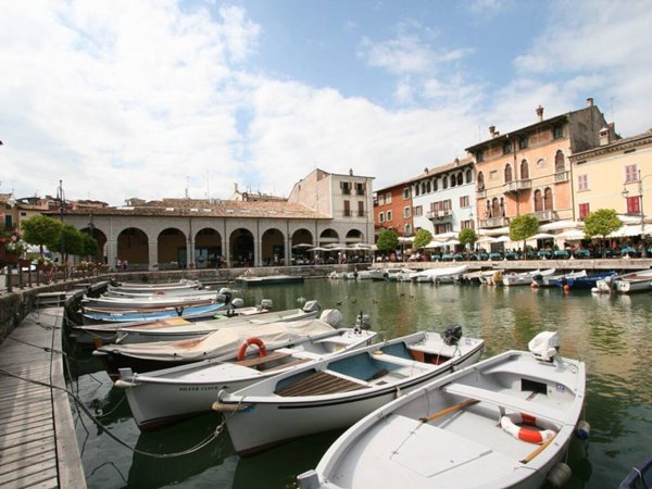 appartamento in vendita a Desenzano del Garda
