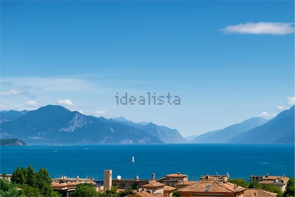 appartamento in vendita a Desenzano del Garda