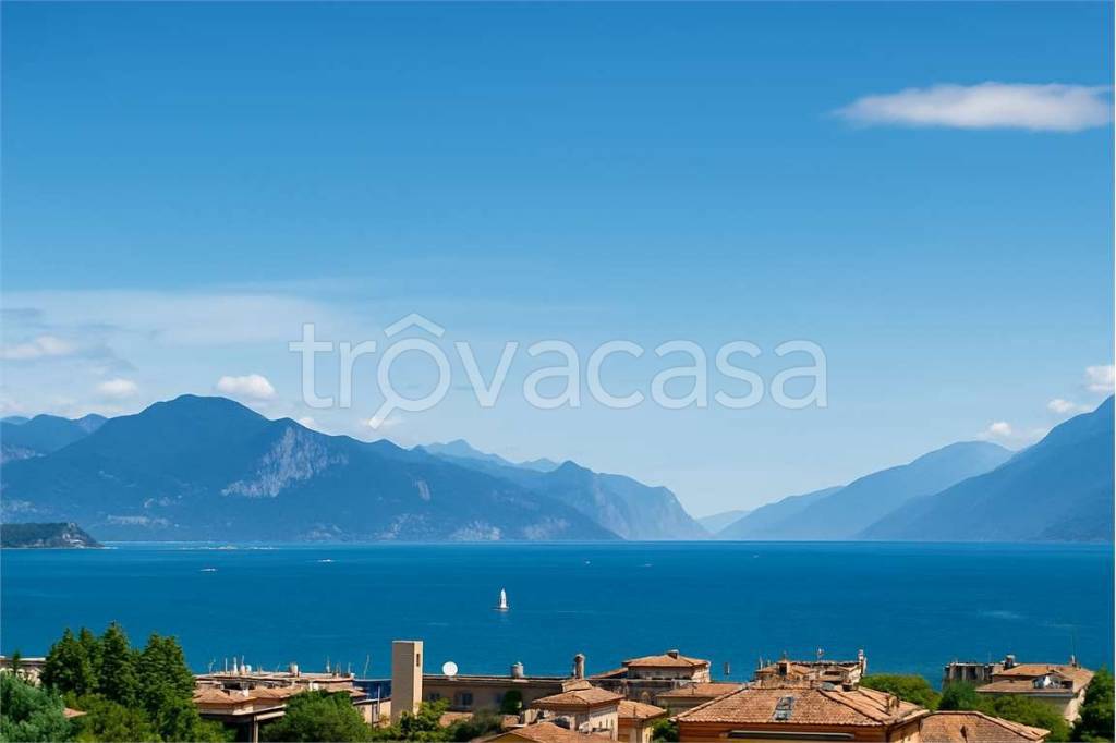 appartamento in vendita a Desenzano del Garda