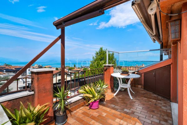 appartamento in vendita a Desenzano del Garda