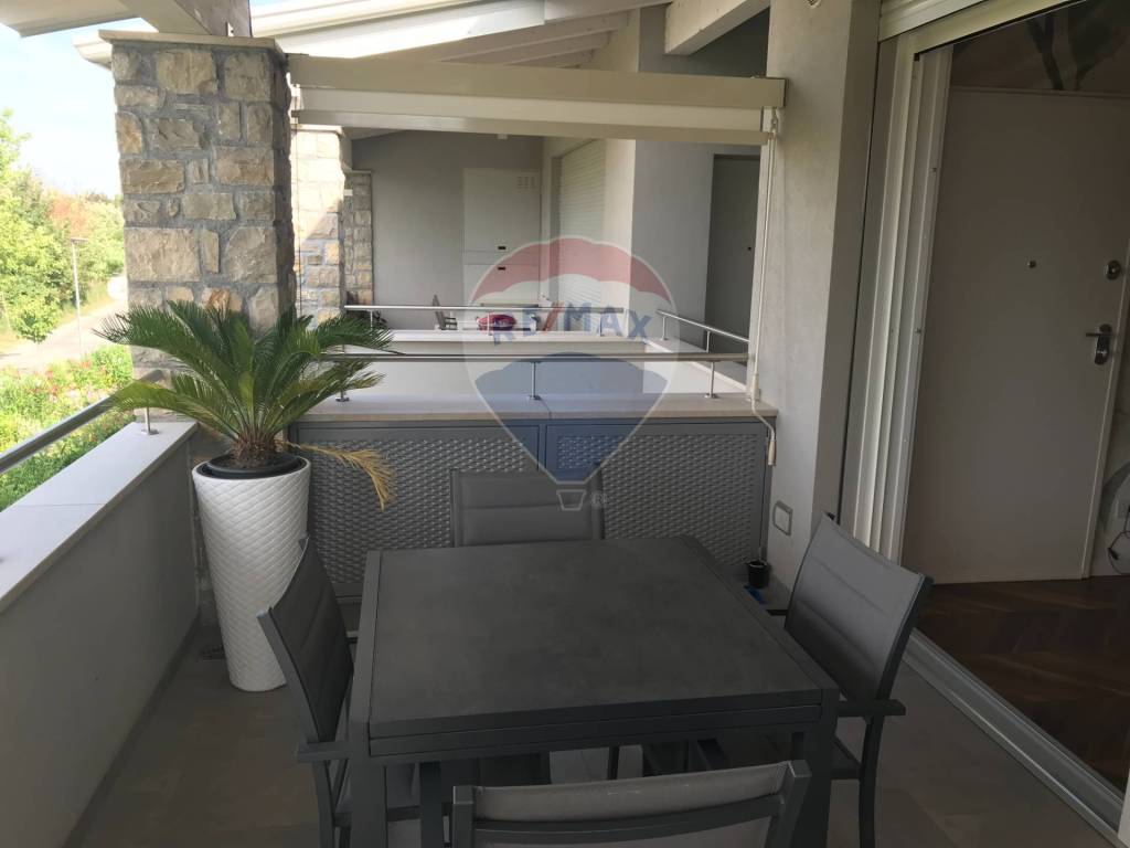 appartamento in vendita a Desenzano del Garda