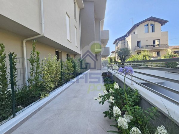 appartamento in vendita a Desenzano del Garda