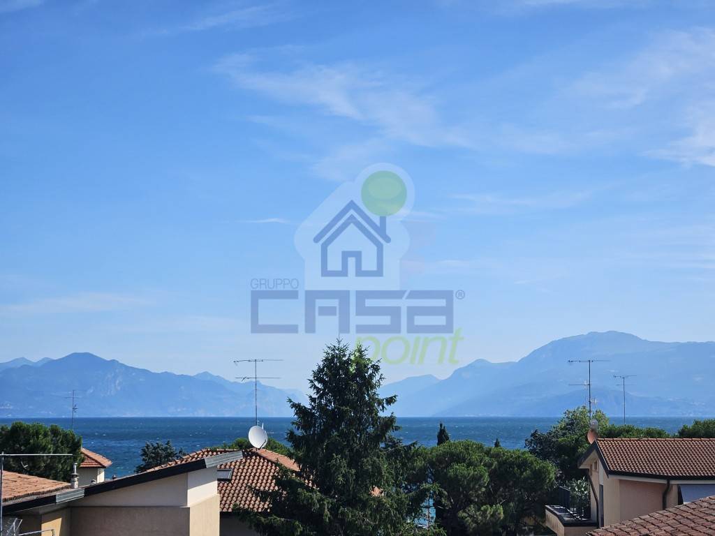 appartamento in vendita a Desenzano del Garda