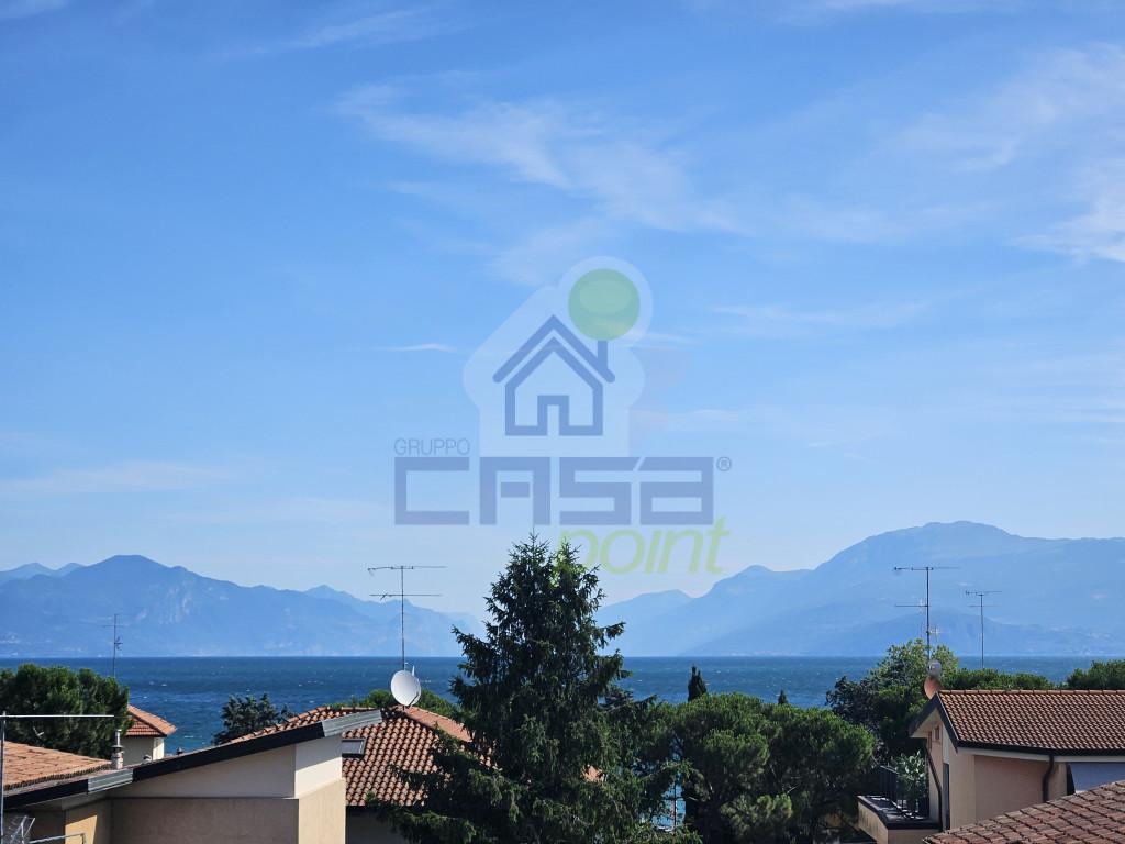 appartamento in vendita a Desenzano del Garda