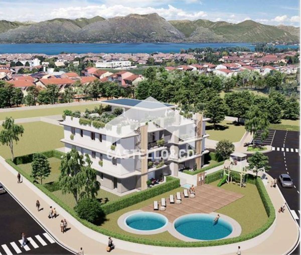 appartamento in vendita a Desenzano del Garda