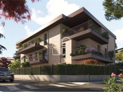 appartamento in vendita a Desenzano del Garda