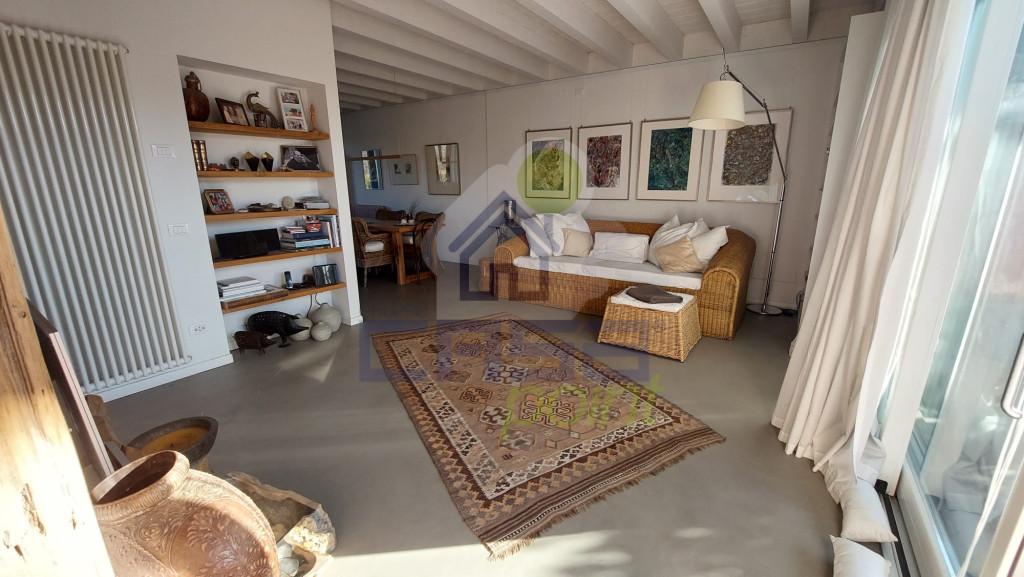 appartamento in vendita a Desenzano del Garda