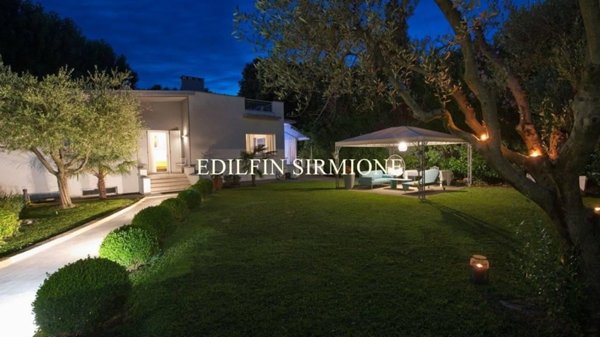 casa indipendente in vendita a Desenzano del Garda