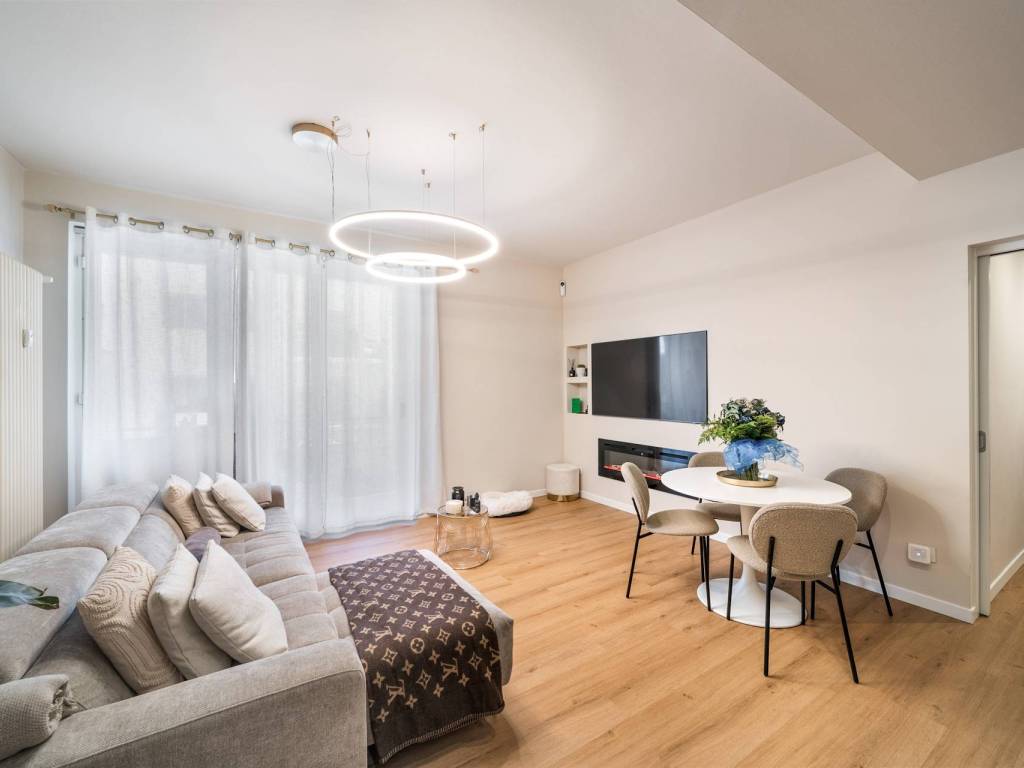 appartamento in vendita a Desenzano del Garda