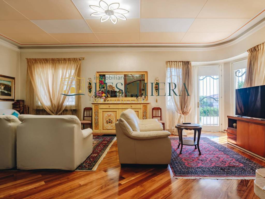 appartamento in vendita a Desenzano del Garda