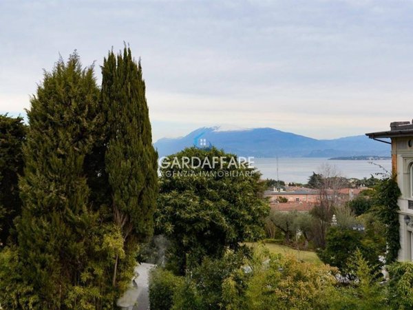 appartamento in vendita a Desenzano del Garda