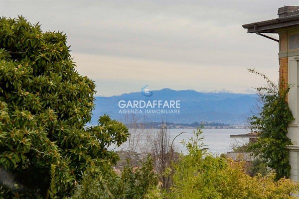 appartamento in vendita a Desenzano del Garda