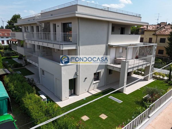 appartamento in vendita a Desenzano del Garda