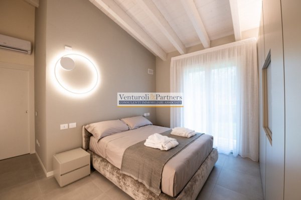 appartamento in vendita a Desenzano del Garda
